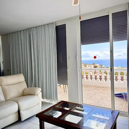 Ocean Dreamscape Willa *